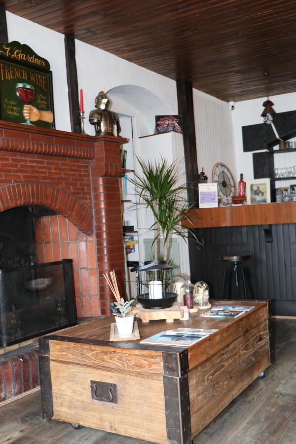 Au Detour Du Mont Chambres D'Hotes Roz-sur-Couesnon Exterior foto