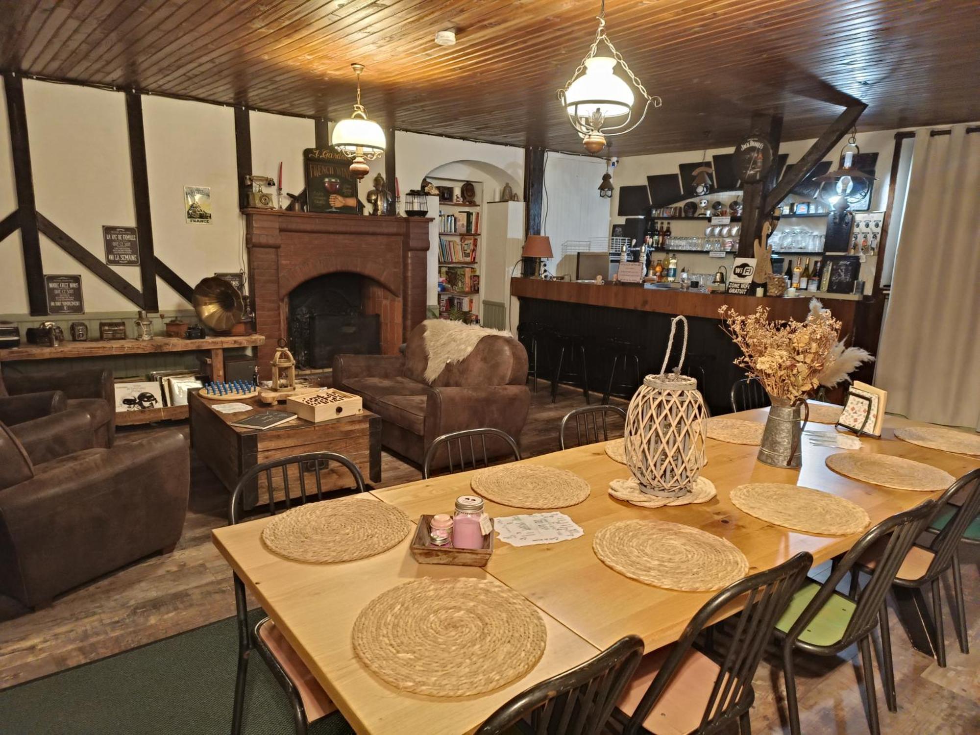 Au Detour Du Mont Chambres D'Hotes Roz-sur-Couesnon Exterior foto